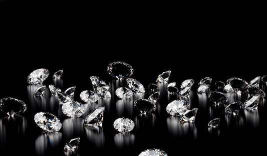 Natural vs. Lab-Created Gemstones: What’s the Difference? - Finest 4C's
