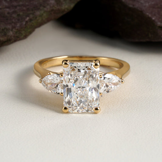 Ola Radiant-Cut Lab-Grown Diamond Trilogy Ring in 18K Gold