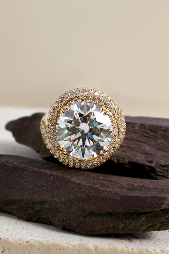 Sienna Round Brilliant-Cut Lab-Grown Diamond Ring in 18K Gold