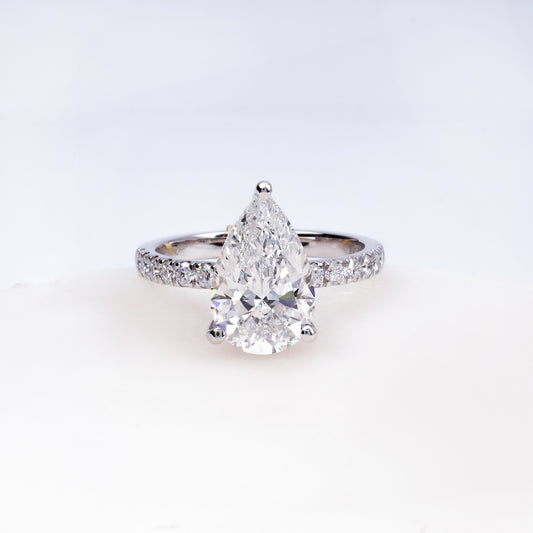 Aylah Pear Lab-Grown Diamond Solitaire Ring in Platinum