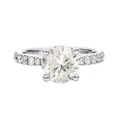 Natural Solitaire Round Cut with Shoulder Diamonds