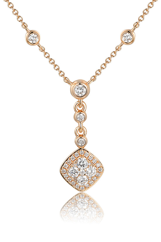 Rubover & Micro Set Round Brilliant Cut Diamond Circle Shape Cluster Necklace