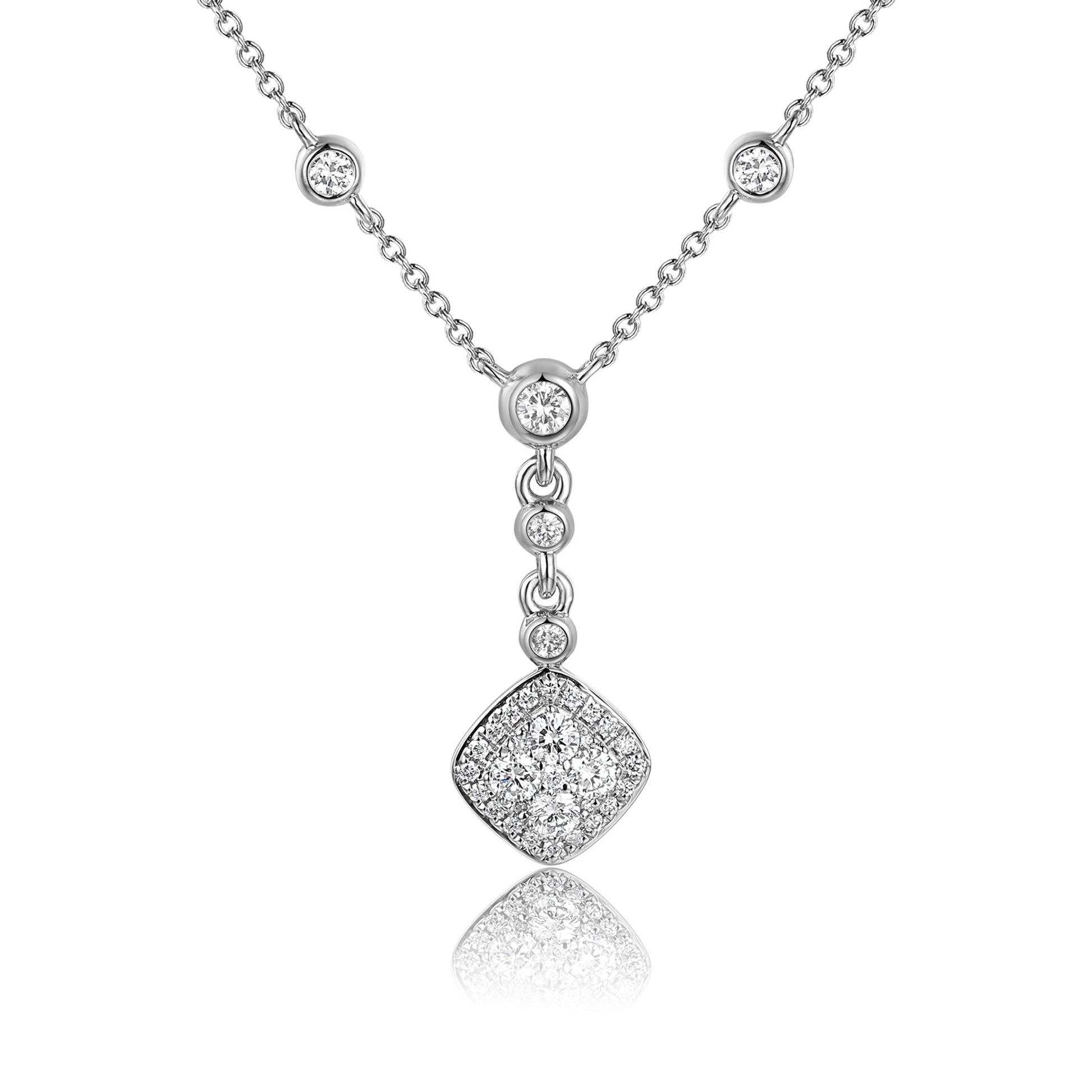 Rubover & Micro Set Round Brilliant Cut Diamond Circle Shape Cluster Necklace