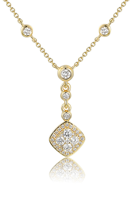 Rubover & Micro Set Round Brilliant Cut Diamond Circle Shape Cluster Necklace