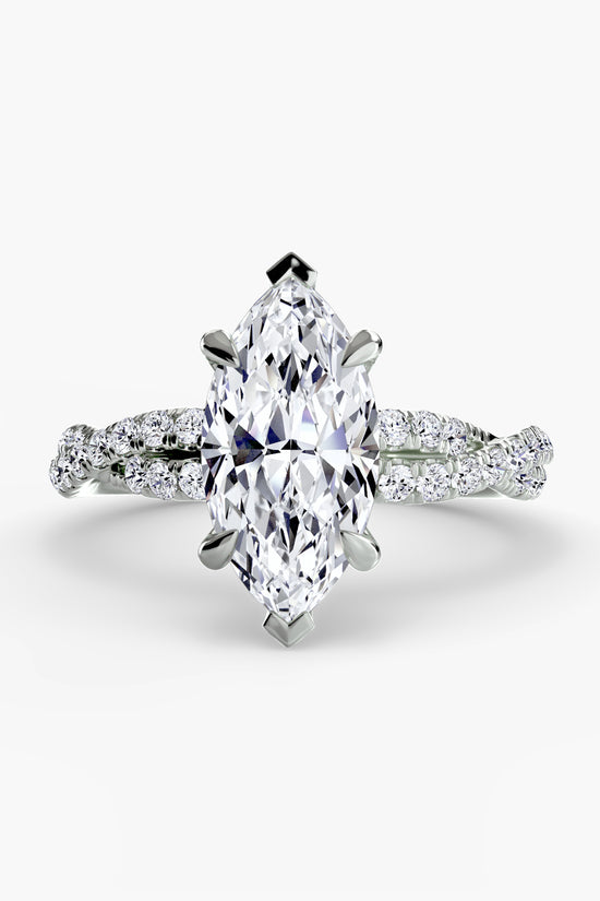 The Twisted Pavé Solitaire