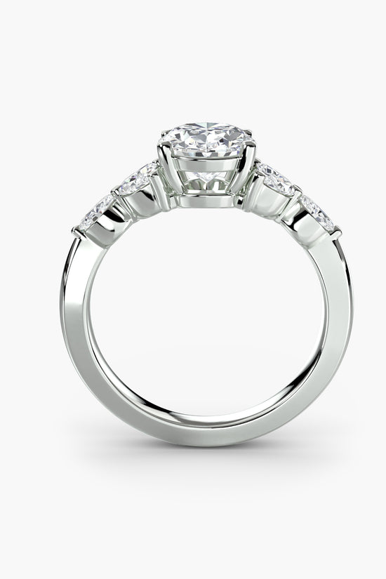 The Shoulder Cluster Ring